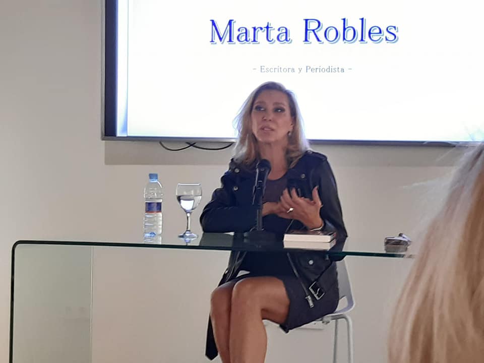 Presentación del libro de Marta Robles